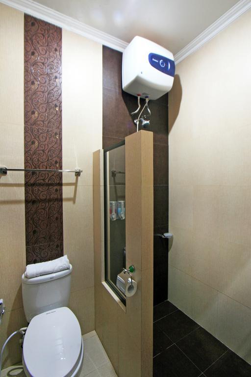 D Ajenk Boutique Guesthouse Kejayan Kamer foto
