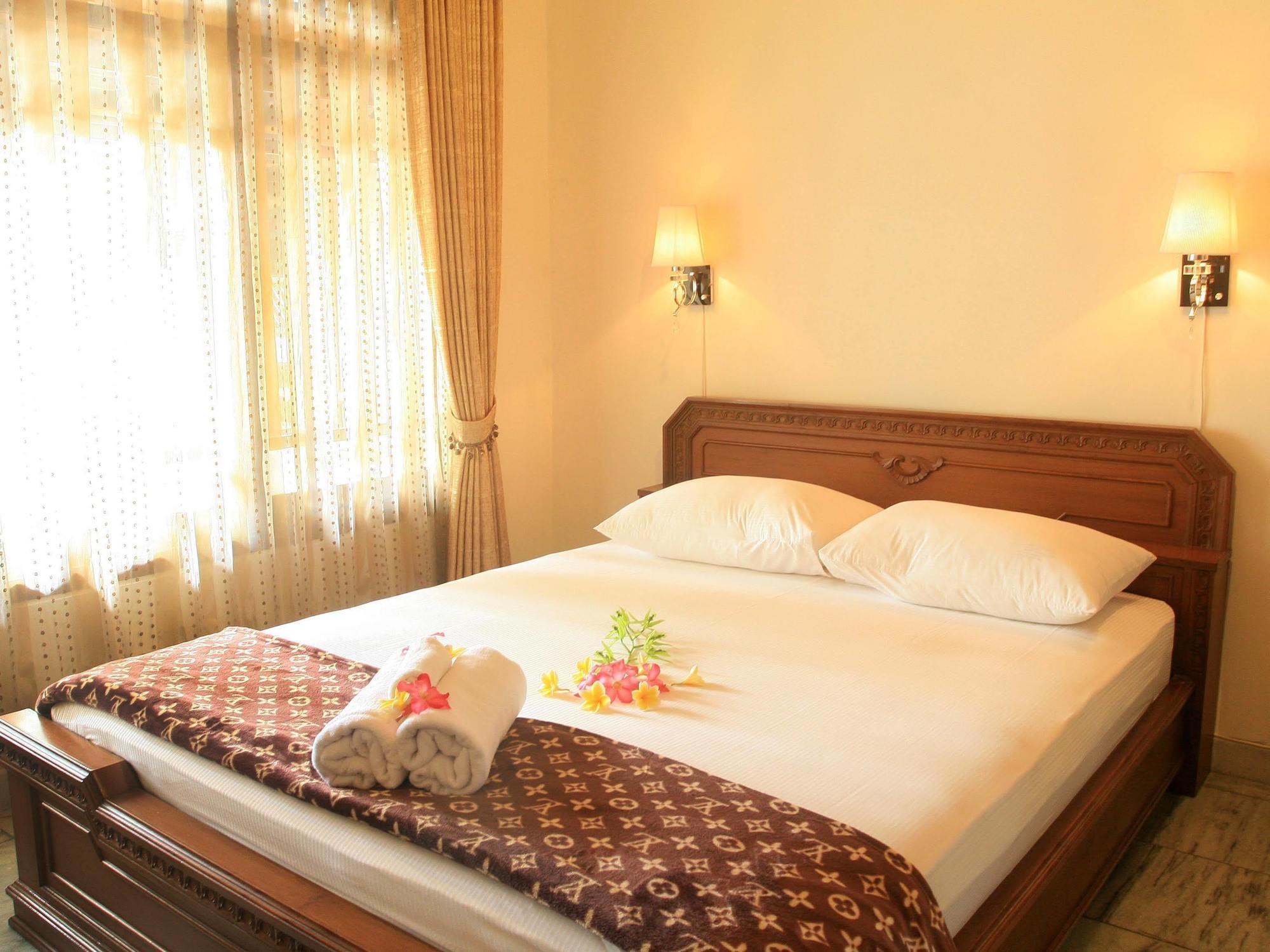 D Ajenk Boutique Guesthouse Kejayan Buitenkant foto