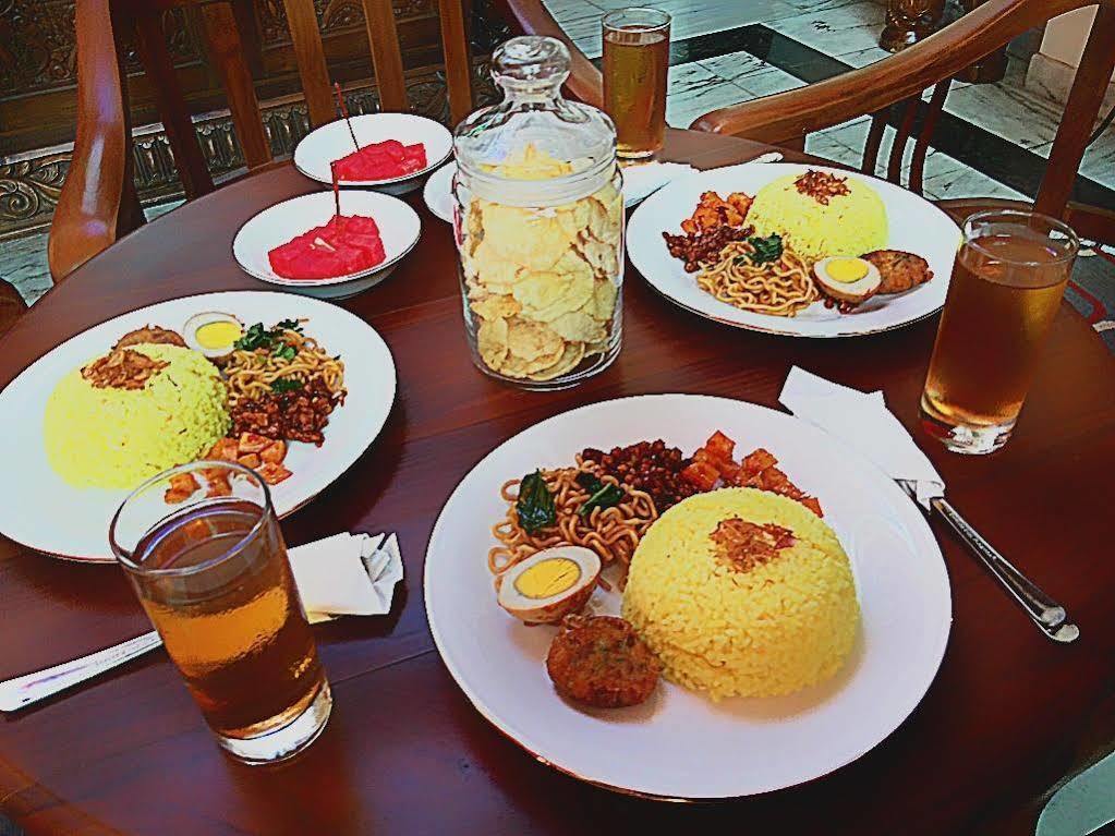 D Ajenk Boutique Guesthouse Kejayan Buitenkant foto