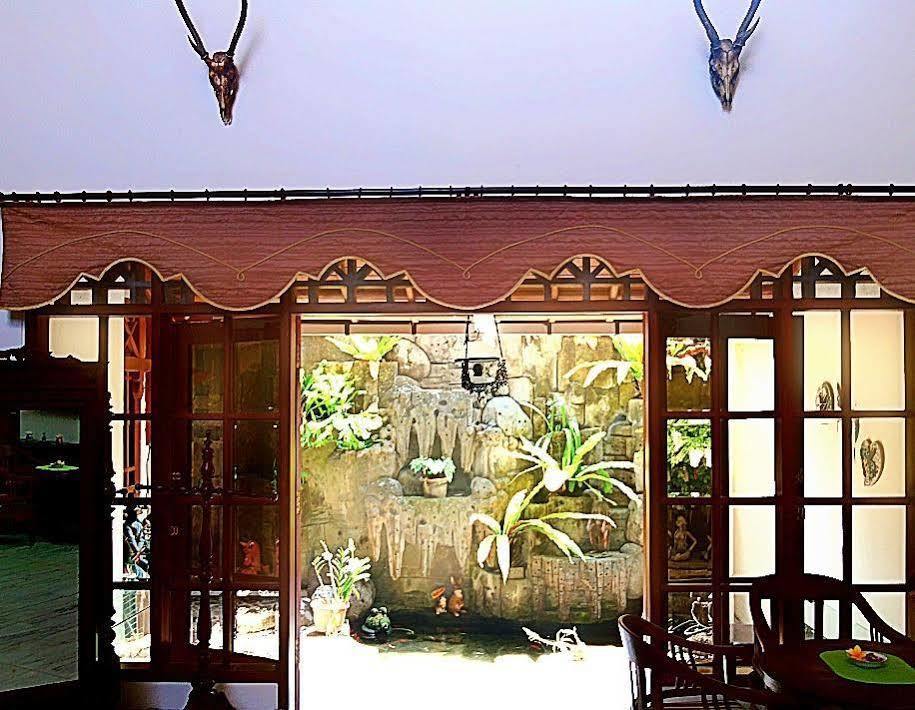 D Ajenk Boutique Guesthouse Kejayan Buitenkant foto